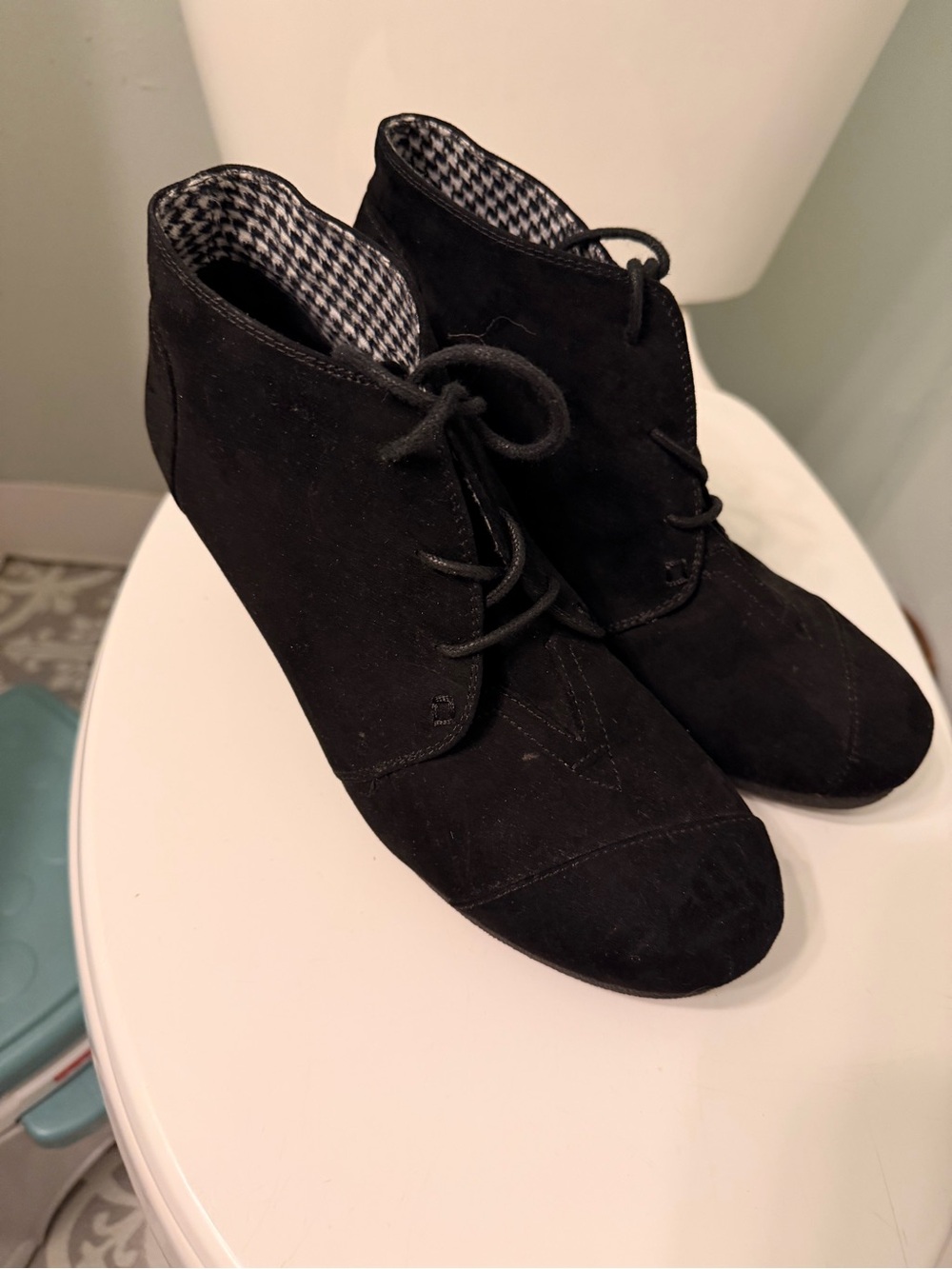 Hot Tomato Black Suede Chukka Lace-Up Boots